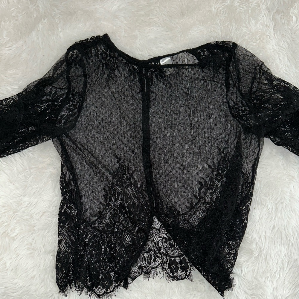 H&M lace top